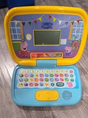 VTech Peppa Pig  Learning Laptop